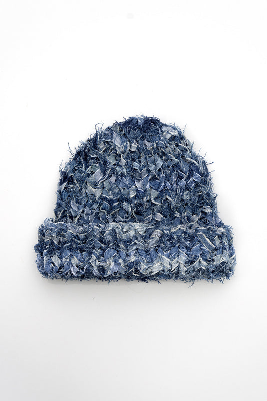 AVENIR Ursprung No.1 – 1/5 Beanie, made of denim